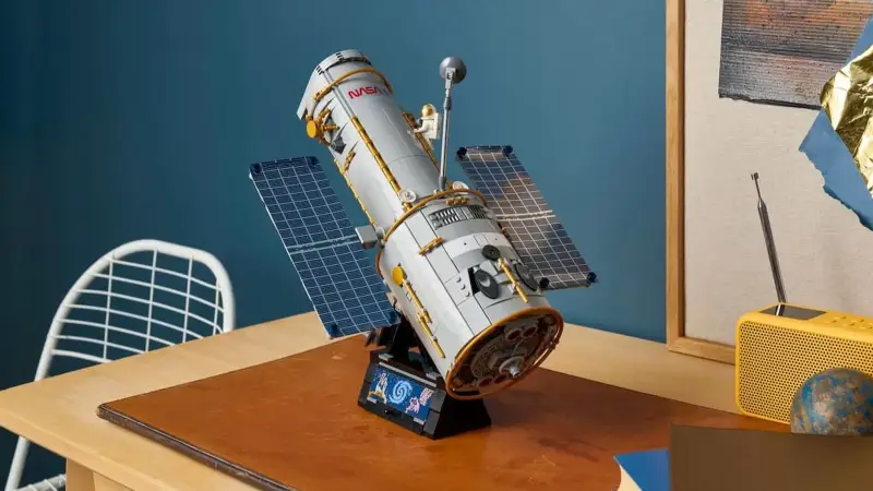 Lego Hubble Uzay Teleskobu Seti Çıktı: Gerçeği Atmosferde Yanmadan Önce Alın
