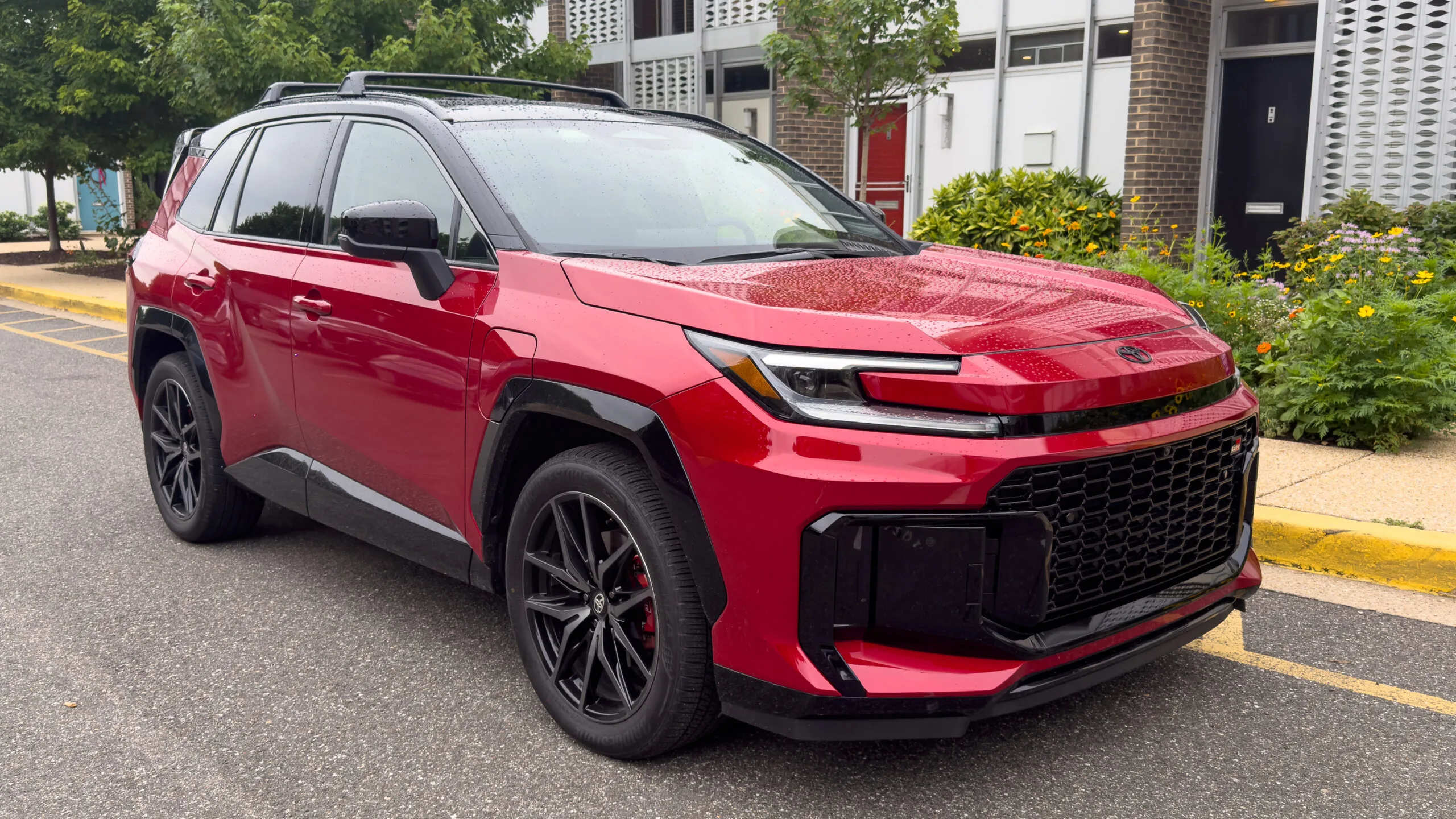 2026 Toyota RAV4 Plug-in: Büyük Batarya Günlük Kullanımı Tamamen Elektrikli Yapıyor