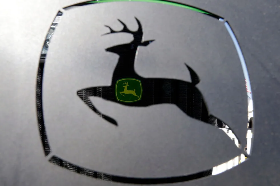 John Deere Çiftçilere Tamir Özgürlüğü Veriyor: FTC Anlaşmasıyla Yeni Dönem