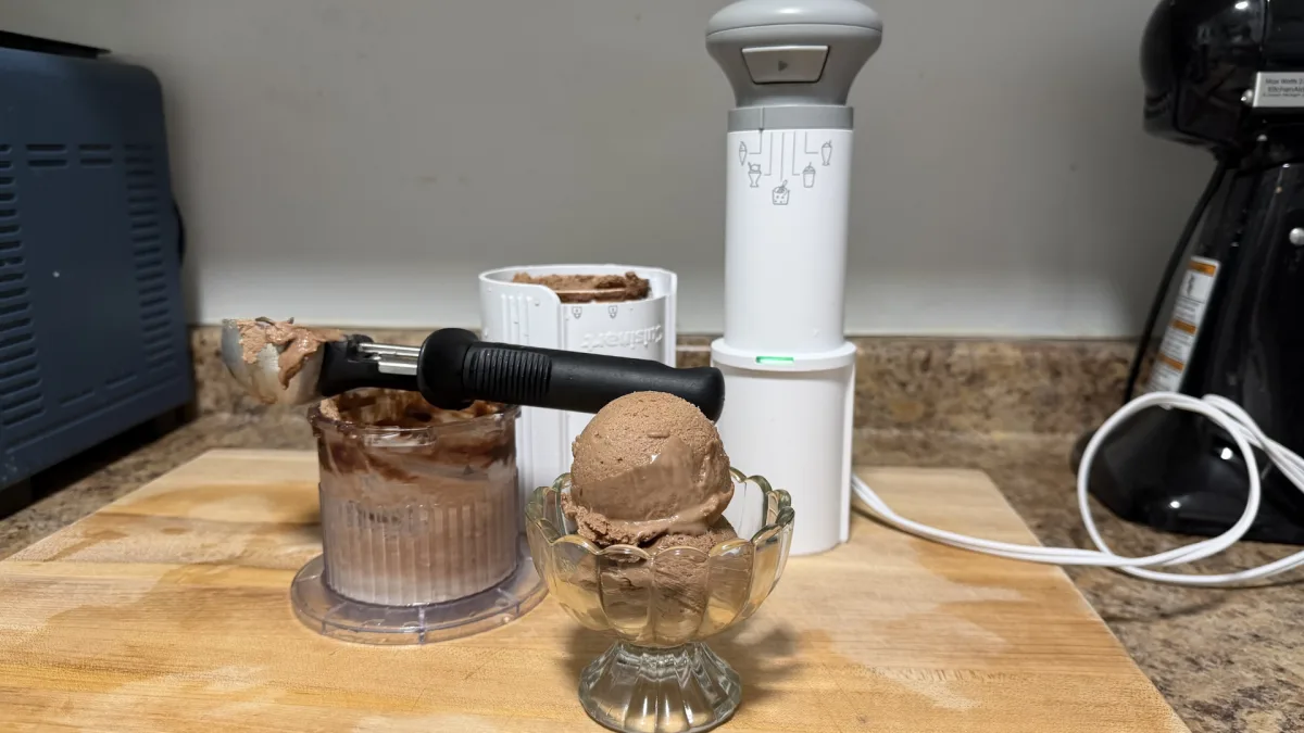 Cuisinart FastFreeze Dondurma Makinesi İncelemesi: Kompakt Ama Hayal Kırıklığı