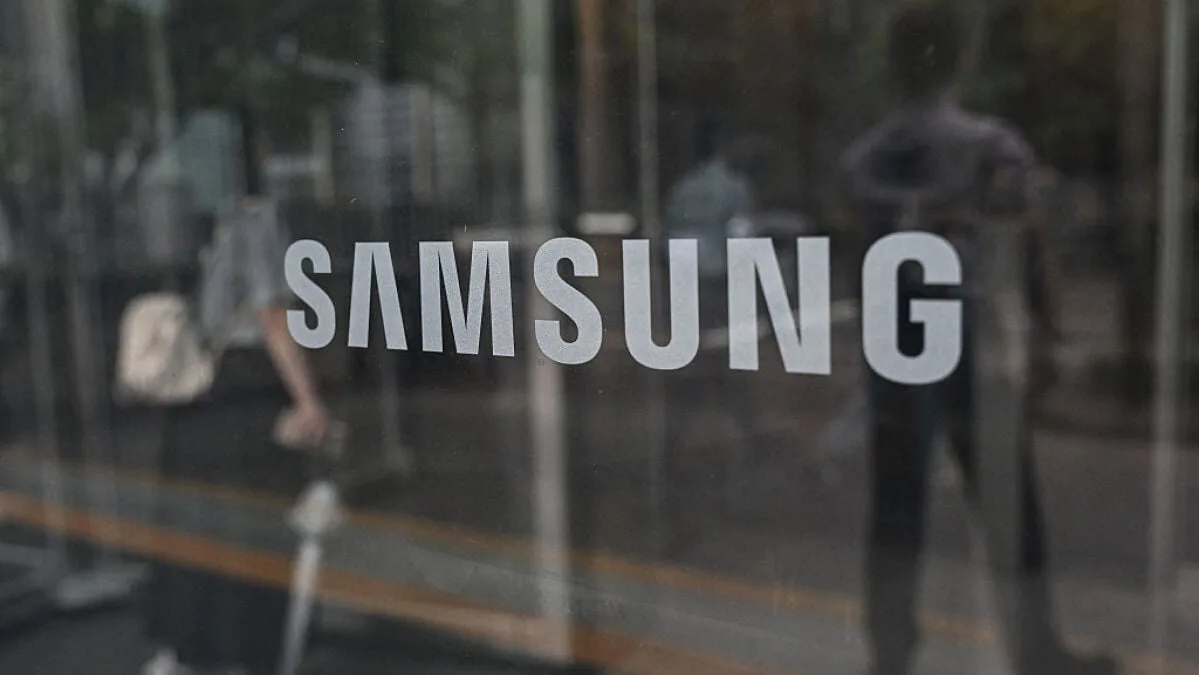 Samsung Galaxy Z Fold 8 Wide: iPhone Ultra Rakibi Katlanabilir Telefon Geliyor