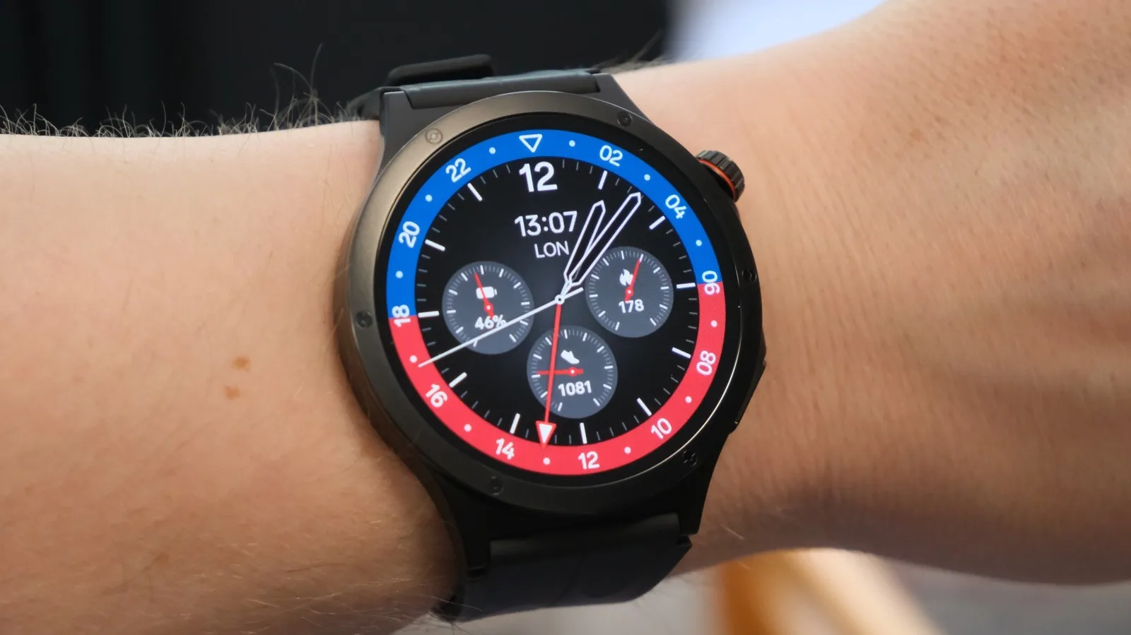 Oppo Watch X3 İncelemesi: Pili İçin Gelin, Çok Yönlülüğü İçin Kalın