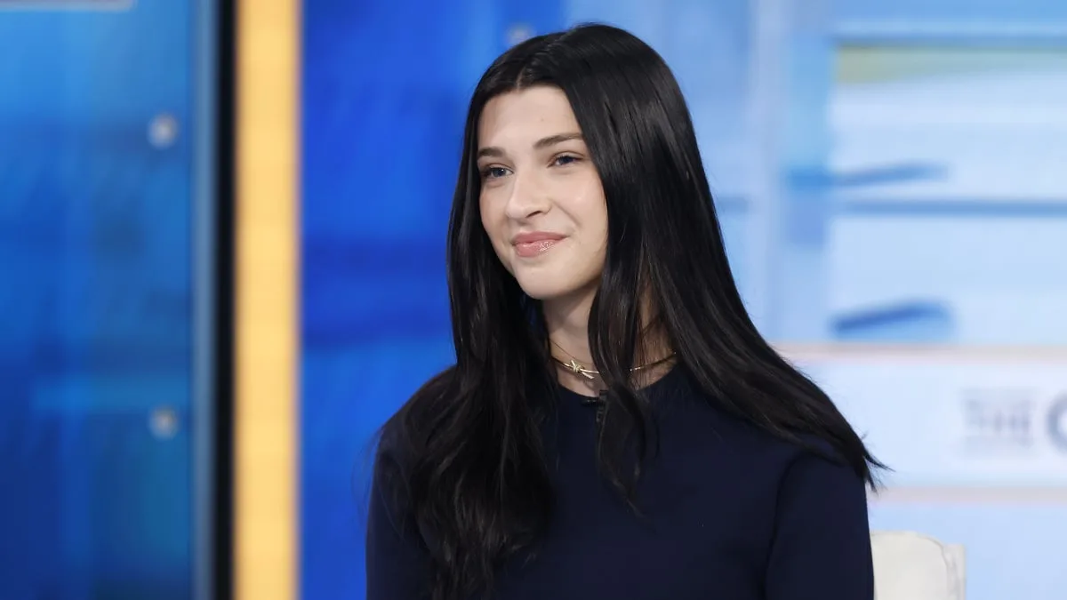 Bill Gates'in Kızı Phoebe Gates'in Kurduğu Alışveriş Girişimi Phia, Ortaklık Komisyonlarını Kendine Yönlendirmekle Suçlanıyor
