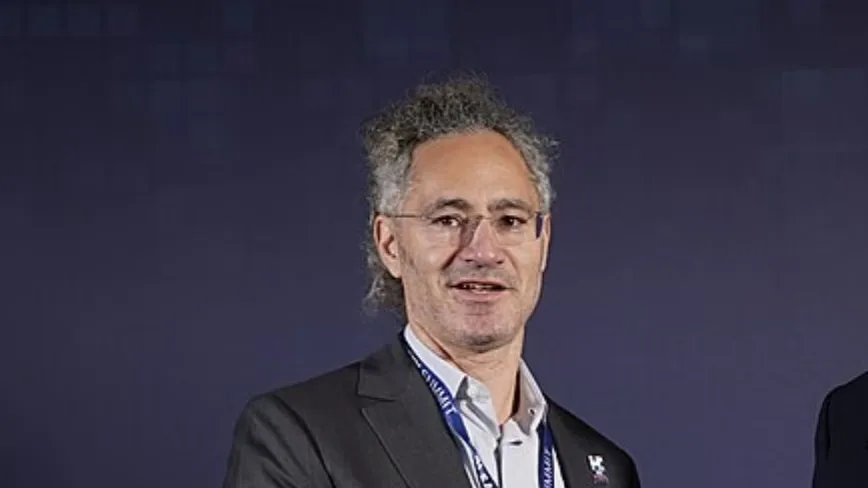 Palantir CEO'su: Yapay Zeka Beni 20 Kat Zenginleştirecek, Orta Sınıfın Maaşı Sadece İki Katına Çıkacak