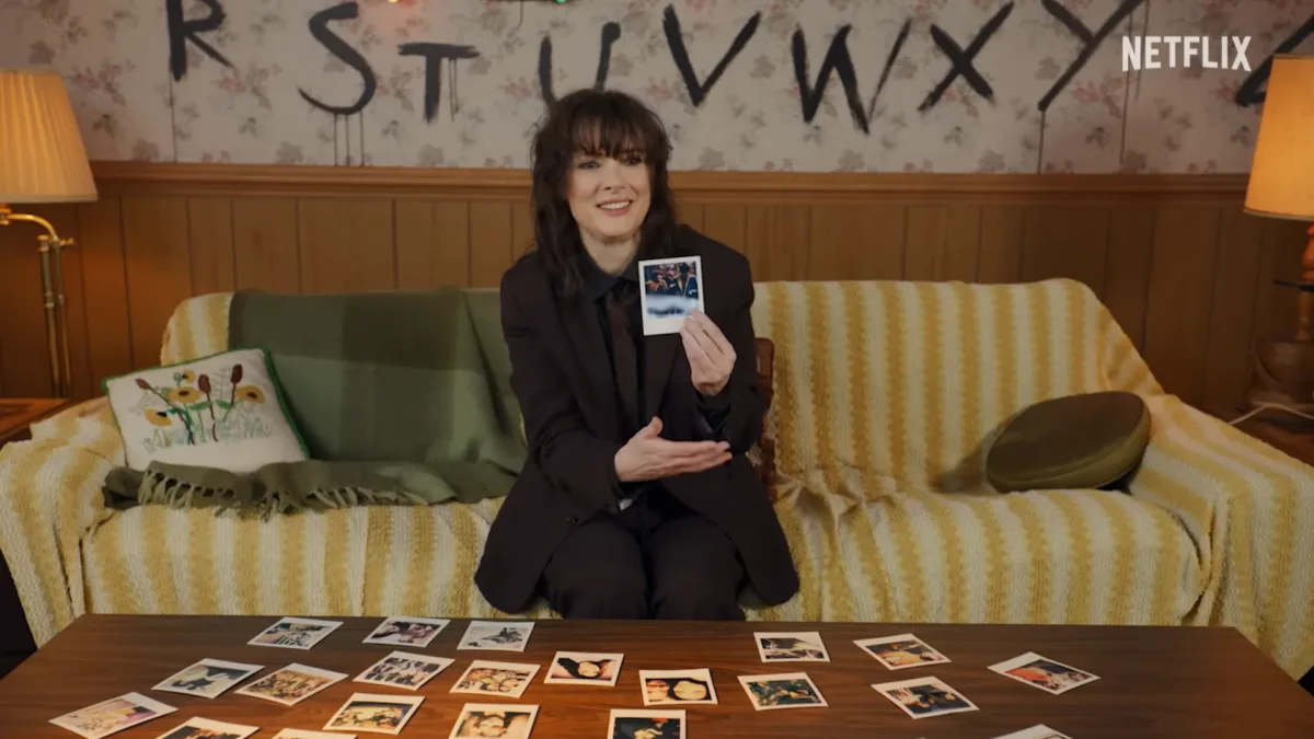Stranger Things 10. Yıl Özel: Oyuncular Nostalji Dolu Arkası Kamera Anılarını Paylaştı