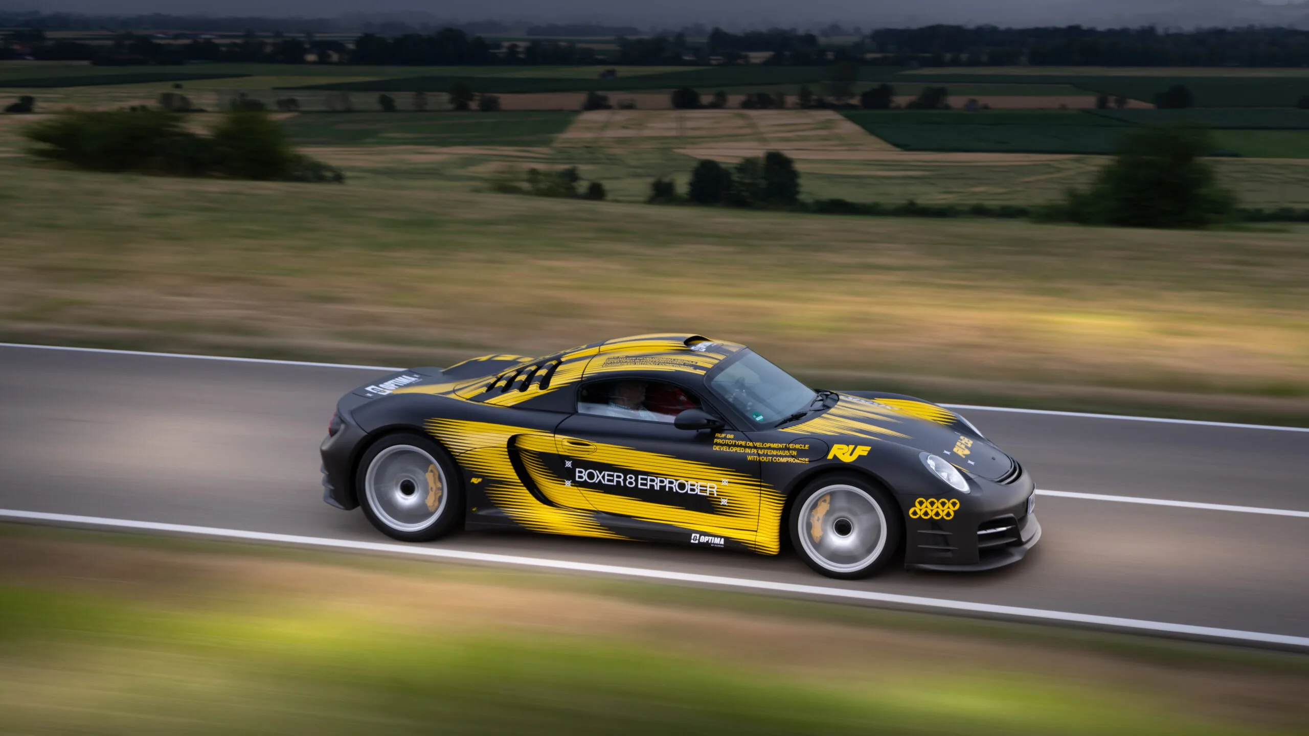 Ruf, Goodwood'da Yeni Düz-Sekizli Motorunu Tanıttı: 1000 Beygir Gücünde Canavar