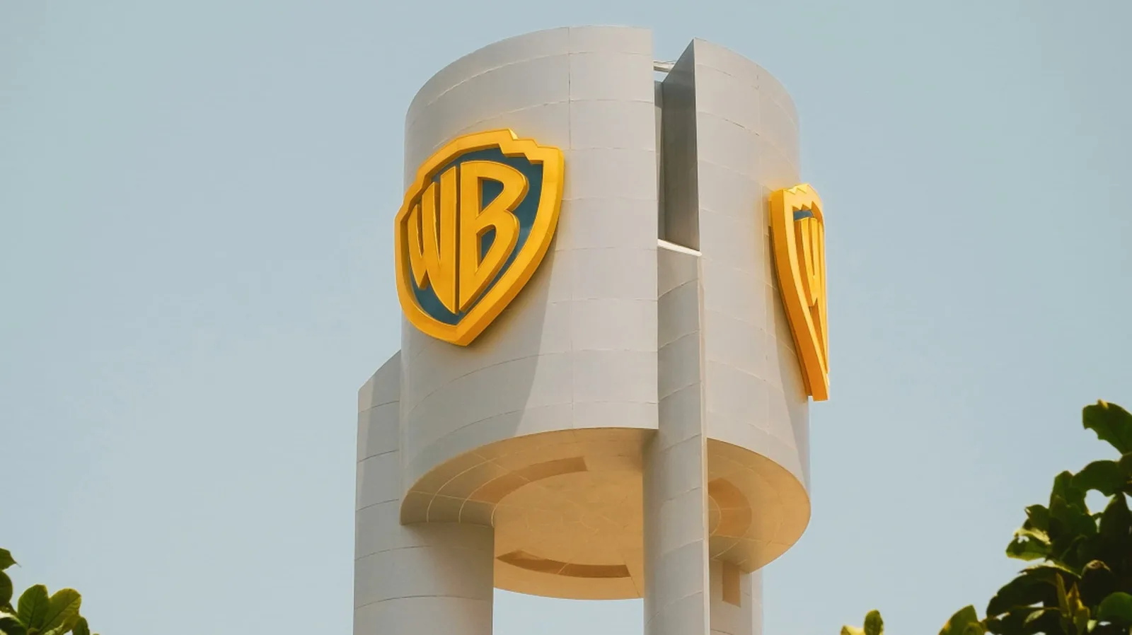Paramount-WBD Birleşmesine 12 Eyaletten Dava: Rekabet mi, Tekel mi?