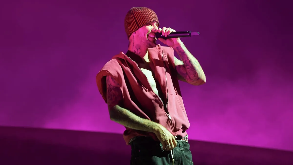 Justin Bieber, FIFA Dünya Kupası Final Devre Arası Şovunun İlk Yıldızı Oldu